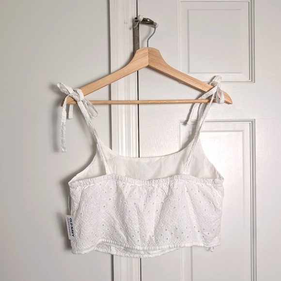 NWT Old Navy Cami Eyelet Top in White | Tie Strap | Sold out on Old Navy | S - Picture 7 of 7